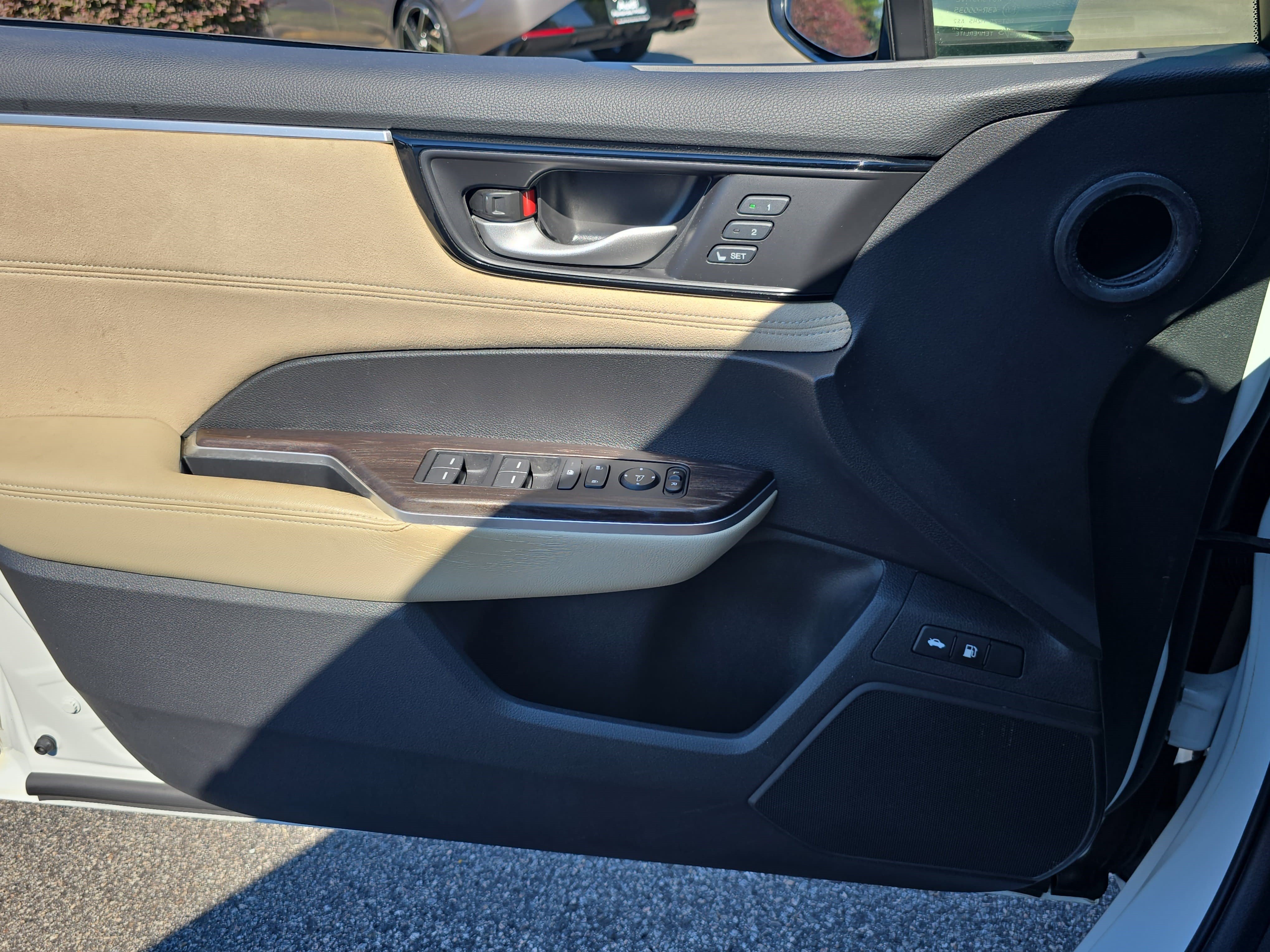 Used 2018 Honda Clarity Touring image 27