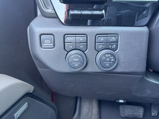 Used 2025 Chevrolet Silverado 1500 ZR2 w/ Technology Package image 18
