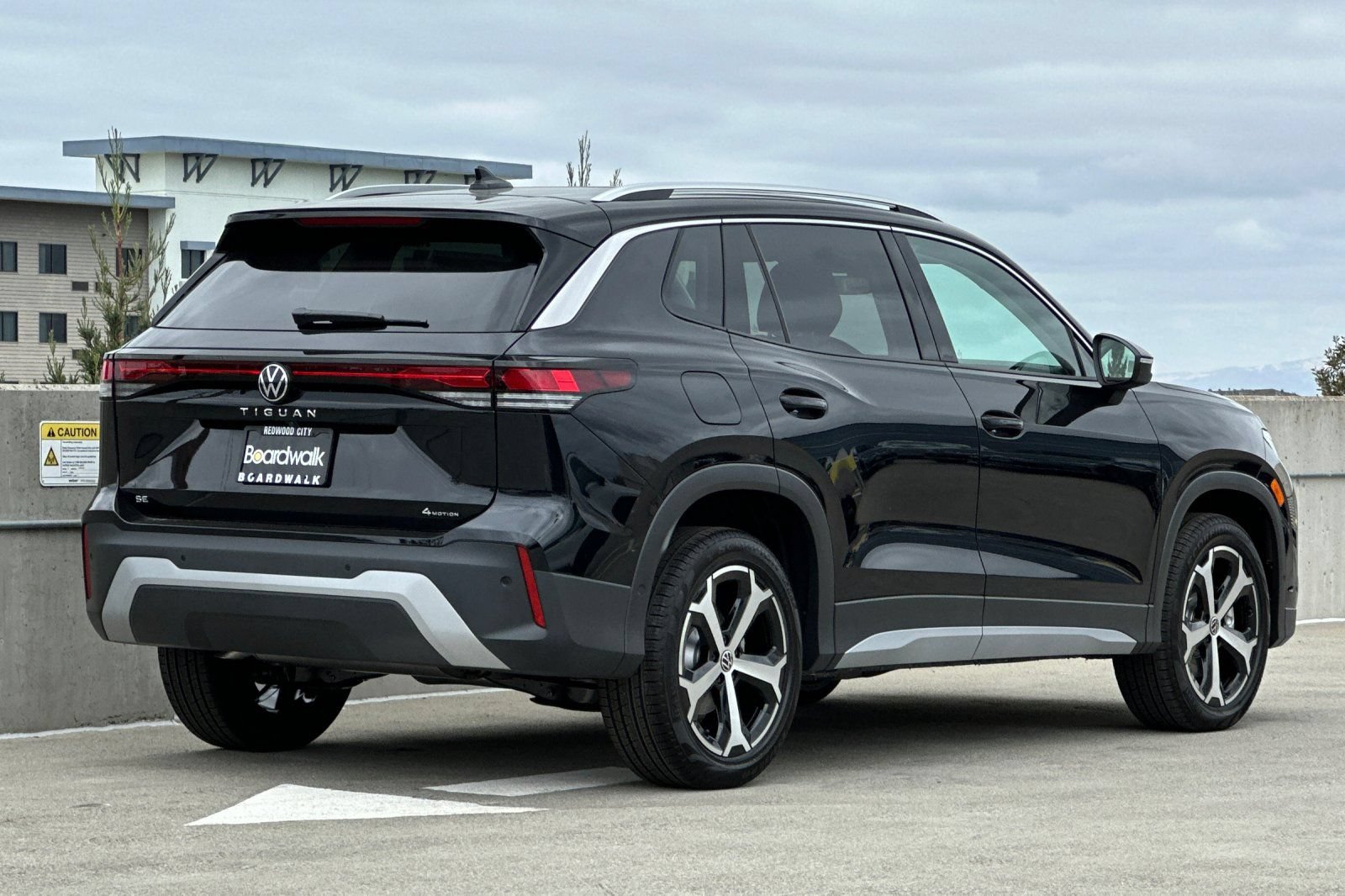 New 2026 Volkswagen Tiguan SE AWD/4WD image 4