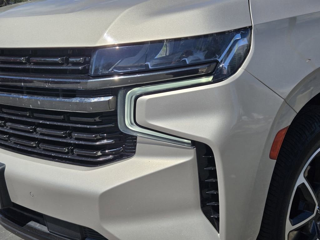 Used 2021 Chevrolet Tahoe RST w/ Luxury Package AWD/4WD image 5