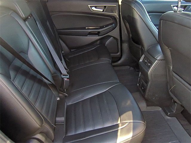 Used 2020 Ford Edge SEL w/ Convenience Package image 19