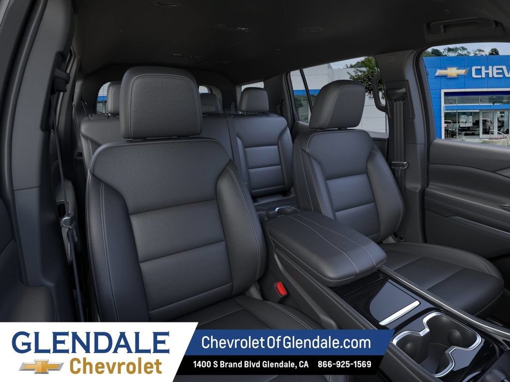 New 2026 Chevrolet Traverse LT w/ LPO, Floor Liner Package FWD image 16