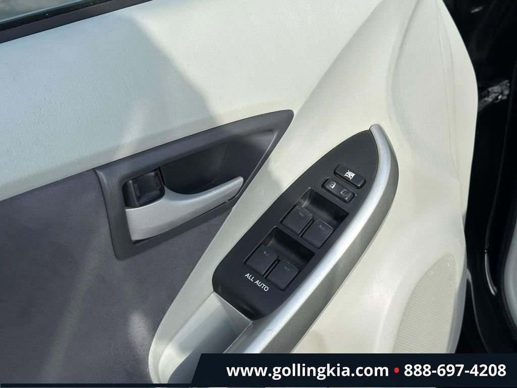 Used 2010 Toyota Prius Five image 14