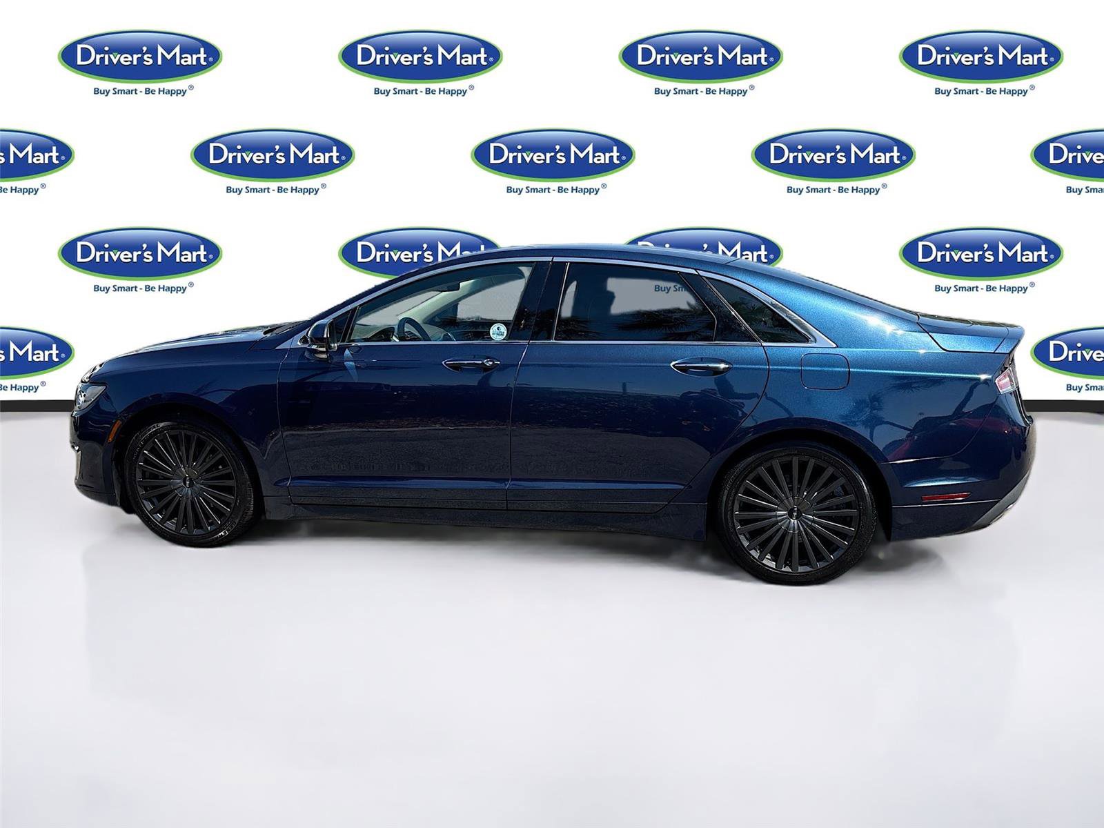 Used 2017 Lincoln MKZ Reserve image 4