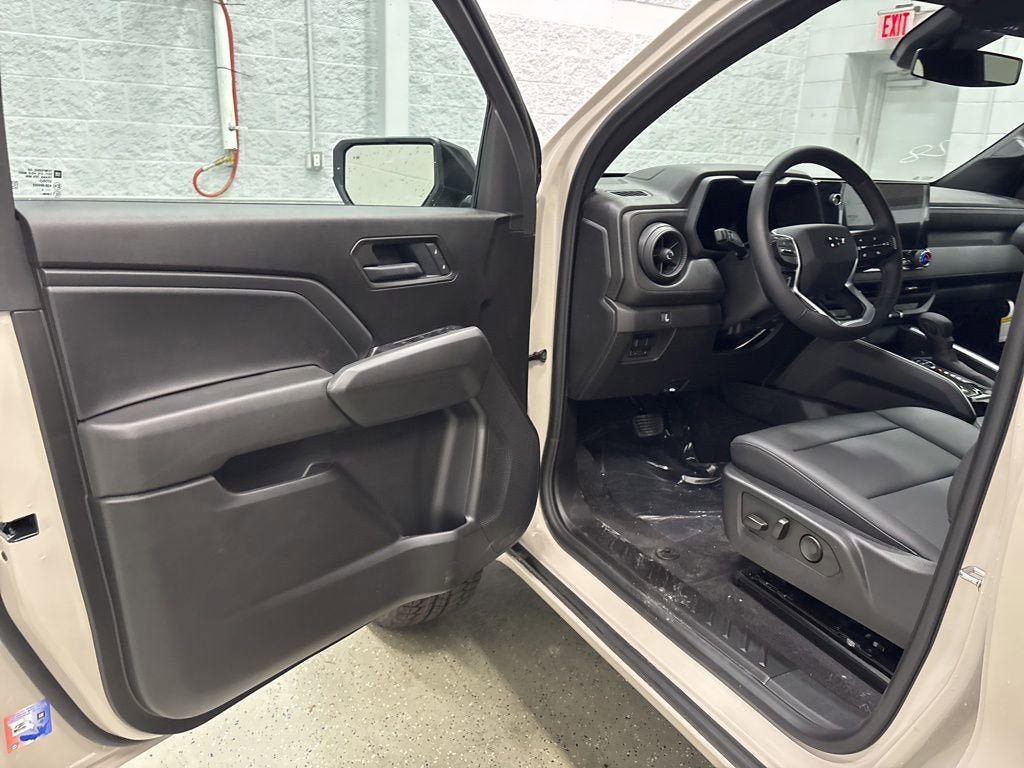 New 2026 Chevrolet Colorado Trail Boss AWD/4WD image 14