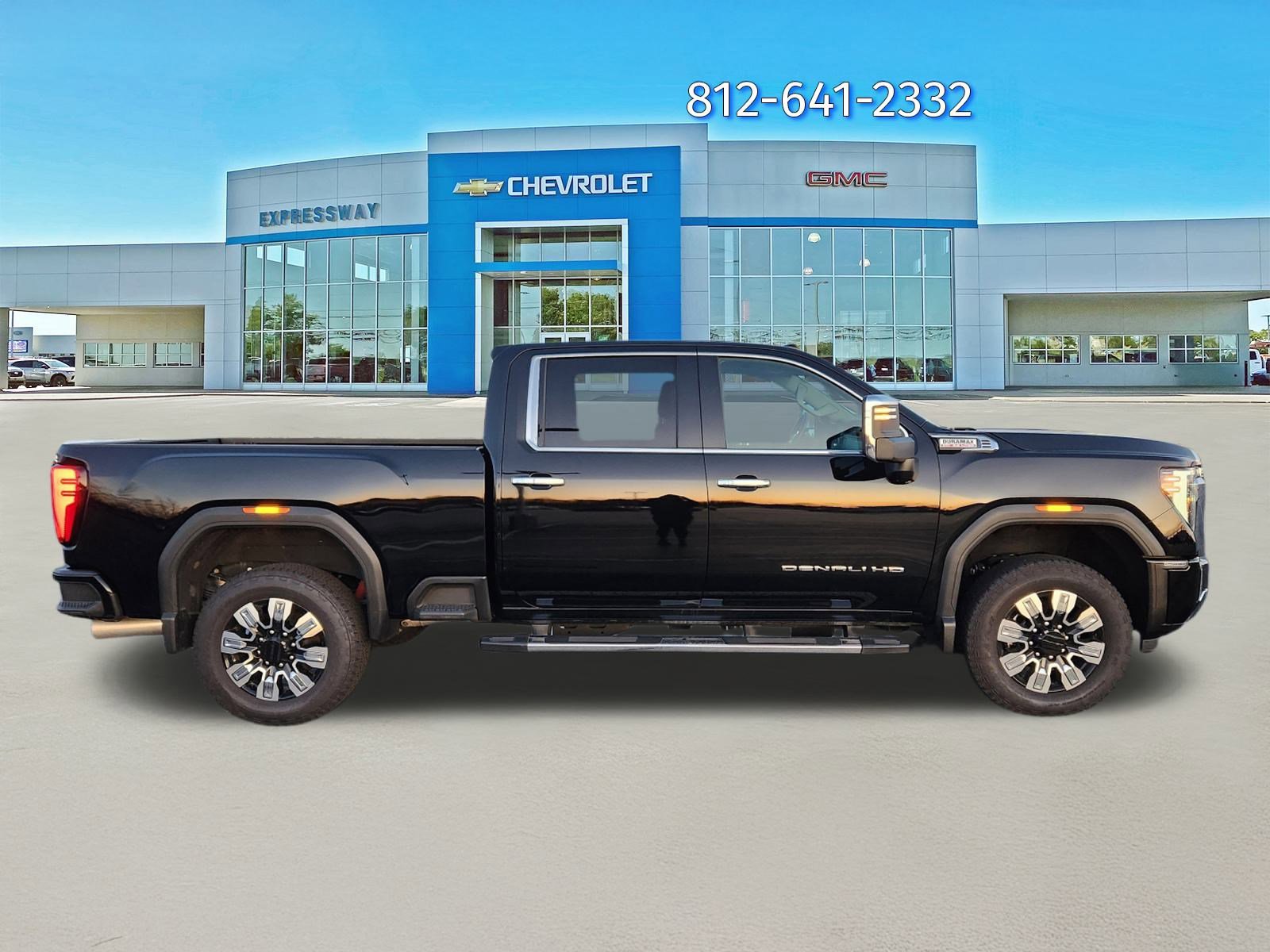 Used 2024 GMC Sierra 2500 Denali w/ Denali Reserve Package image 8