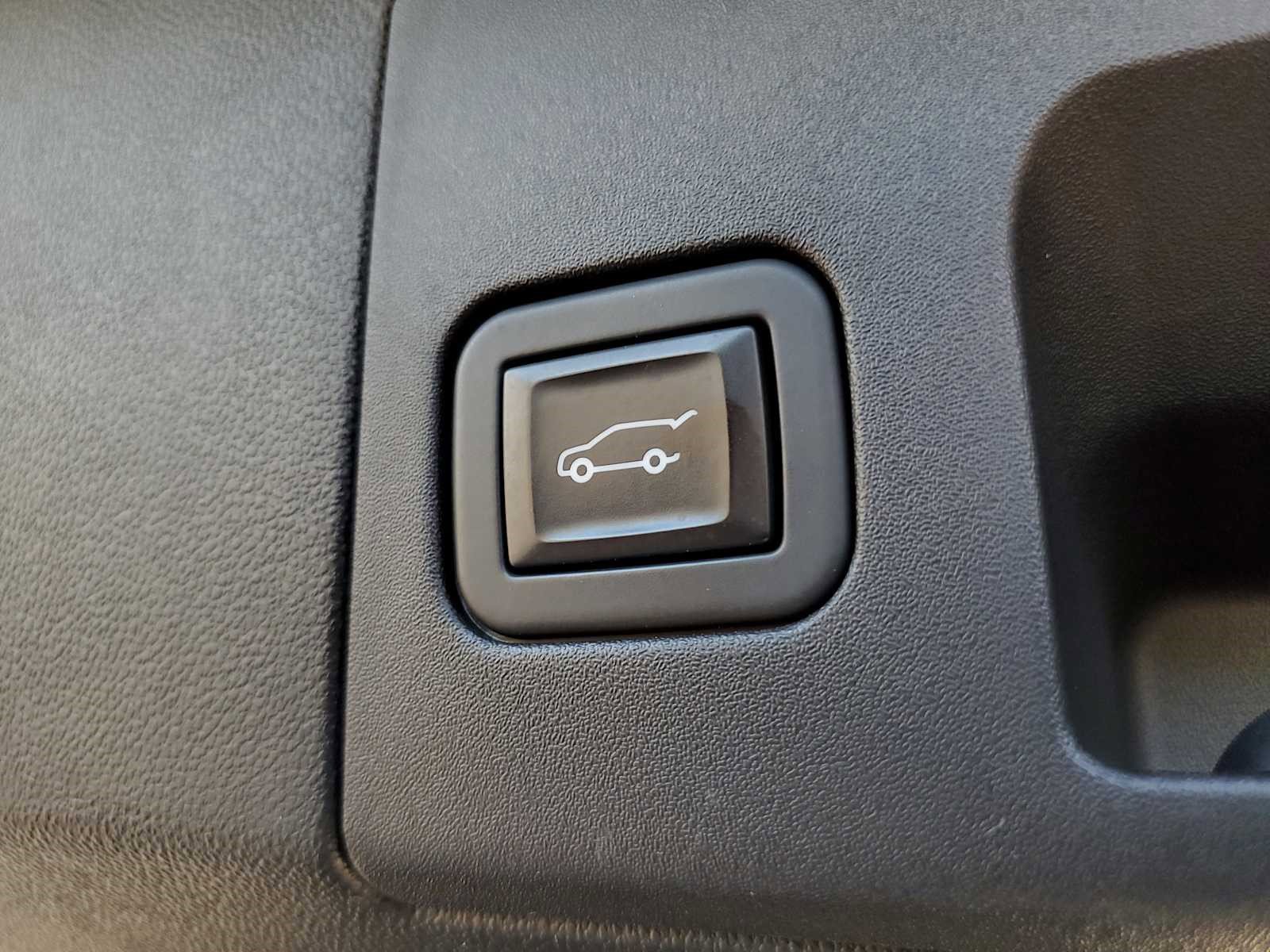 Used 2023 Cadillac XT5 Sportv image 9