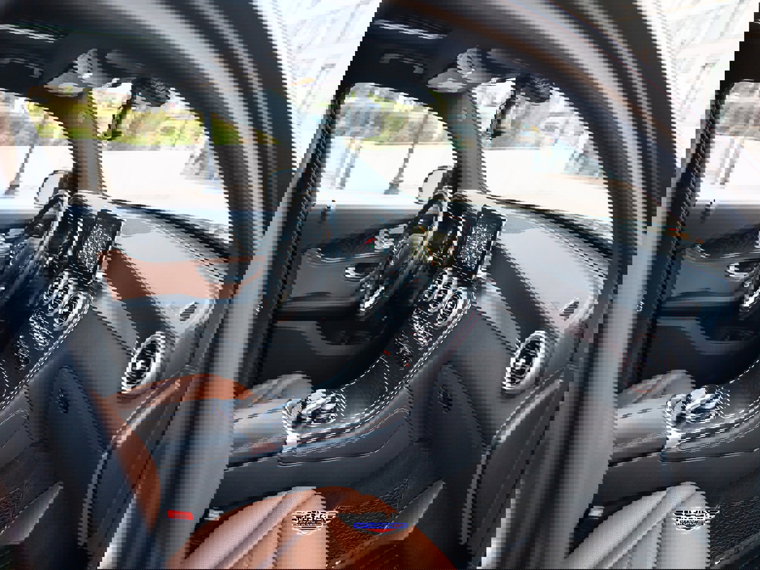 Used 2018 Mercedes-Benz GLC 300 4MATIC Coupe w/ Multimedia Package image 16