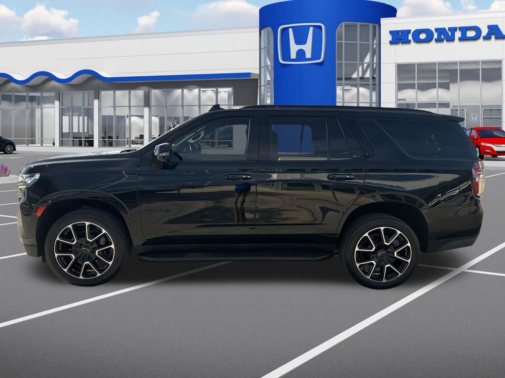 Used 2021 Chevrolet Tahoe RST w/ Luxury Package RWD image 3