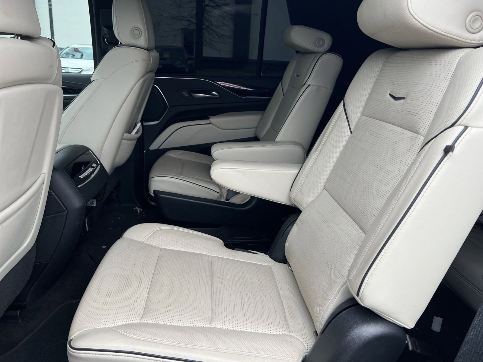 Used 2021 Cadillac Escalade Sport image 23