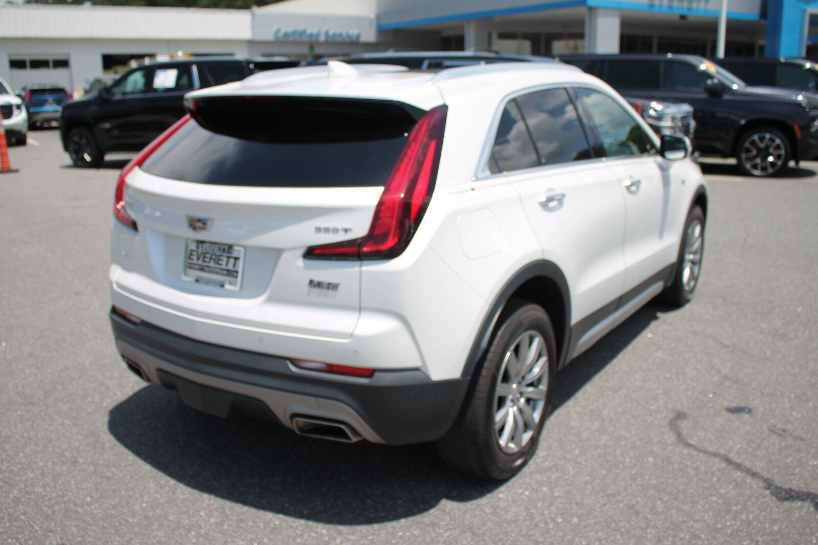 Used 2021 Cadillac XT4 Premium Luxury AWD/4WD image 8