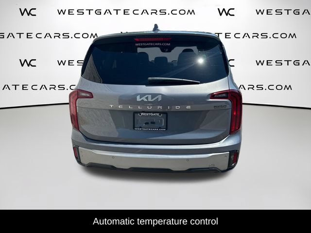 Used 2023 Kia Telluride LX FWD image 5