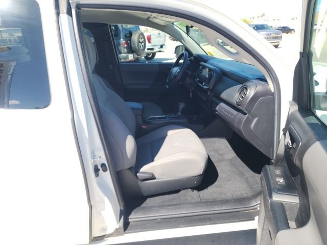 Used 2022 Toyota Tacoma SR image 40