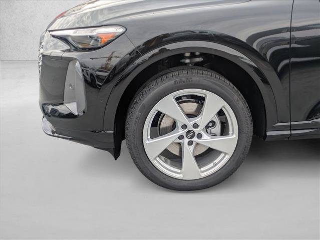 New 2025 Audi Q5 Premium AWD/4WD image 10