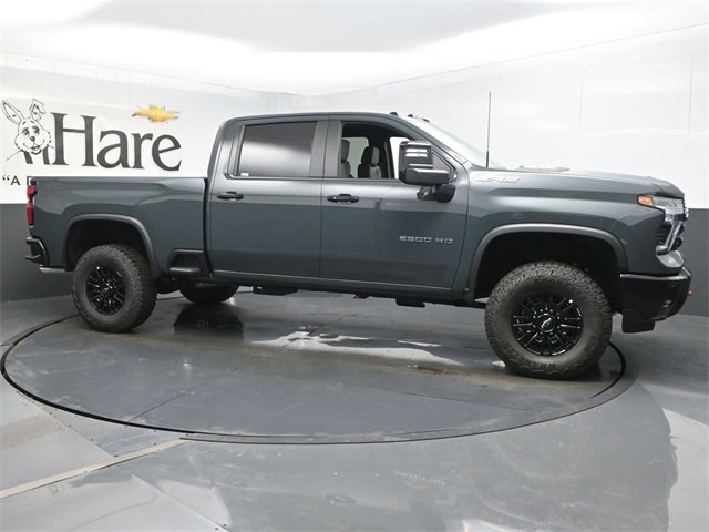 New 2025 Chevrolet Silverado 2500 ZR2 w/ Technology Package