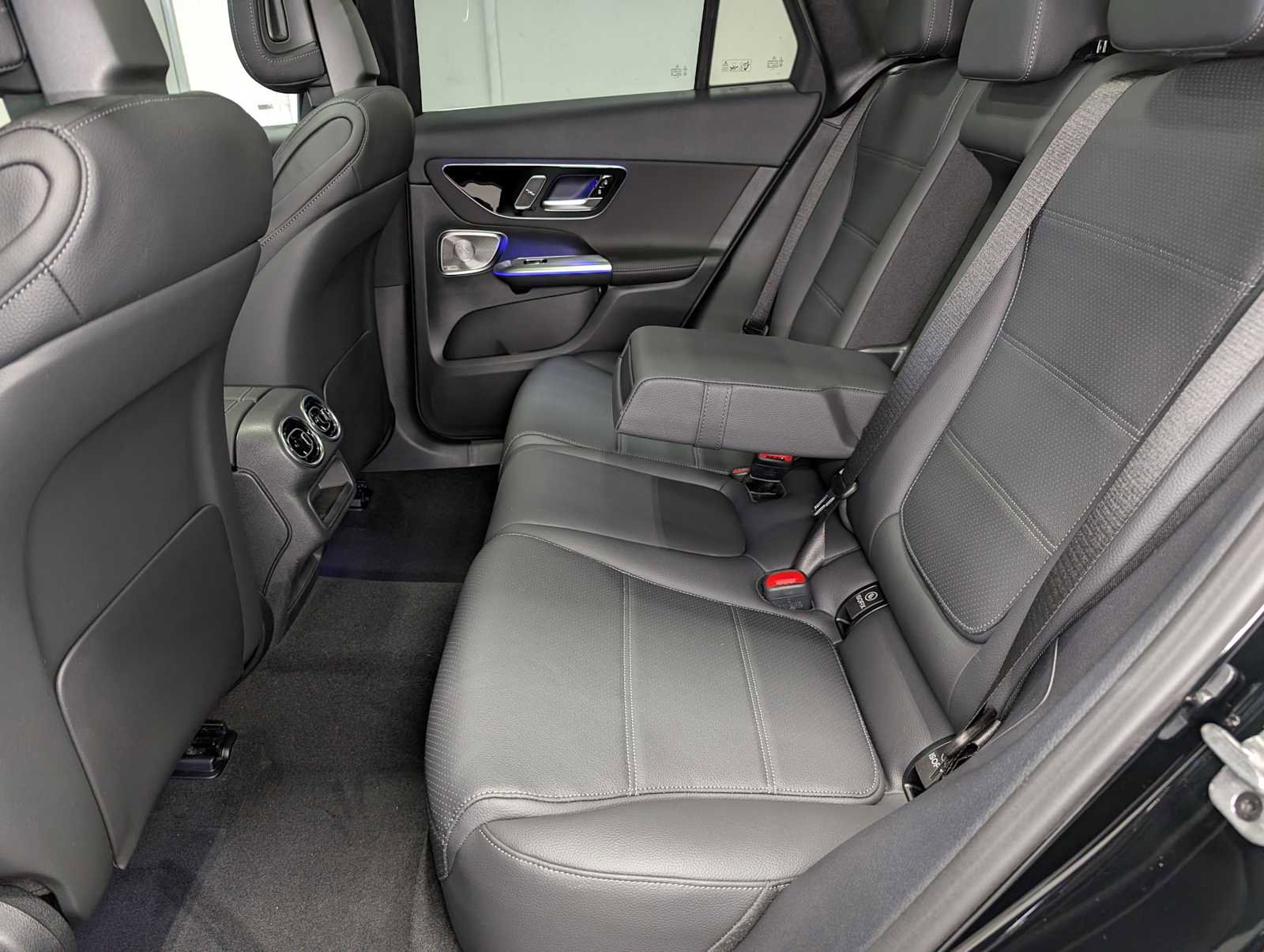 New 2026 Mercedes-Benz GLC 300 4MATIC image 19