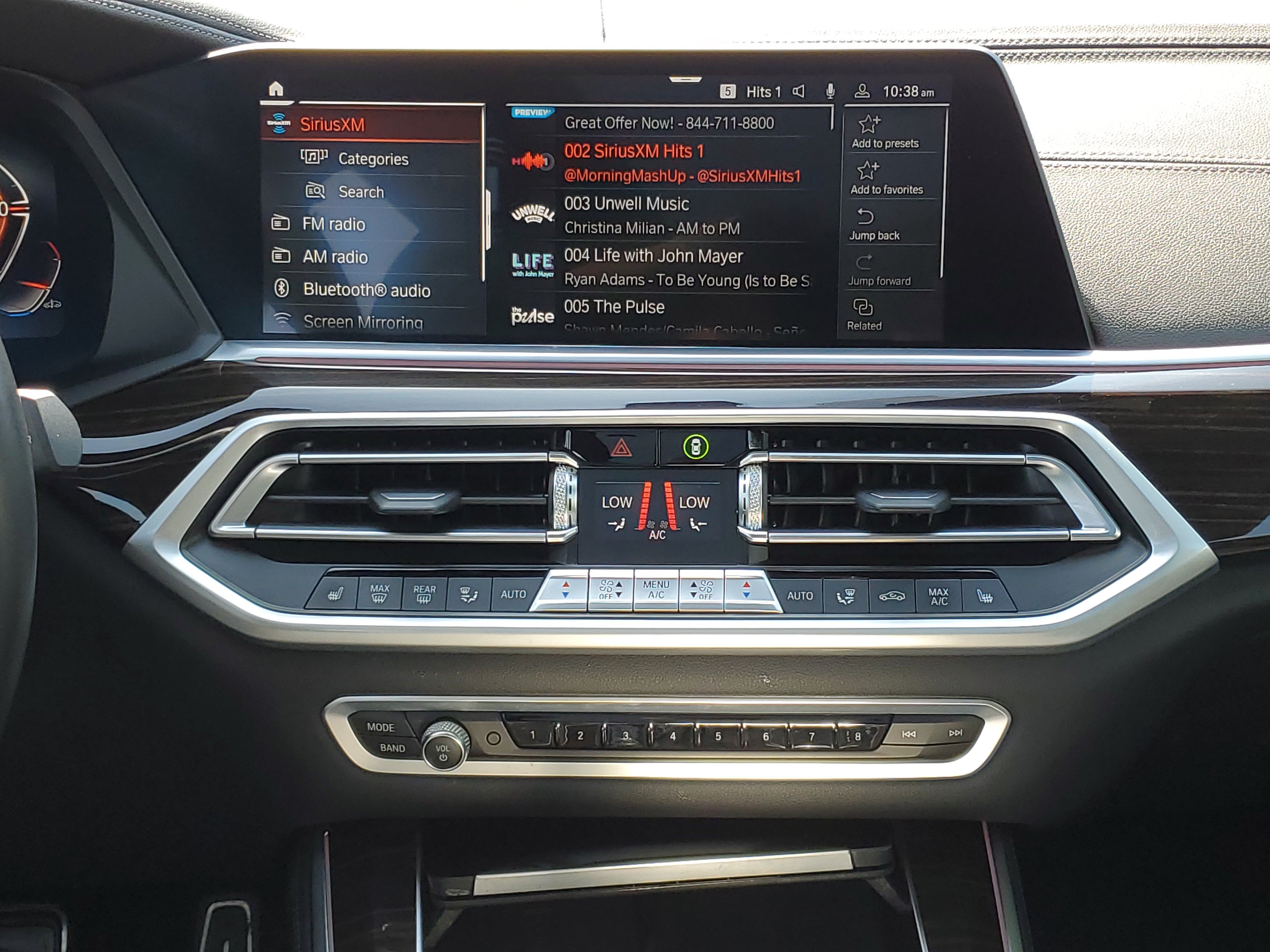 Used 2021 BMW X5 xDrive40i w/ M Sport Package AWD/4WD image 28