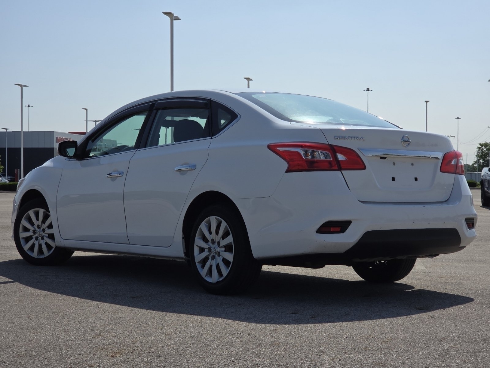 Used 2018 Nissan Sentra S FWD image 14