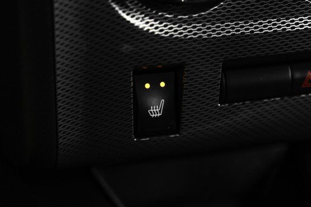 Used 2013 Dodge Challenger R/T Plus image 22