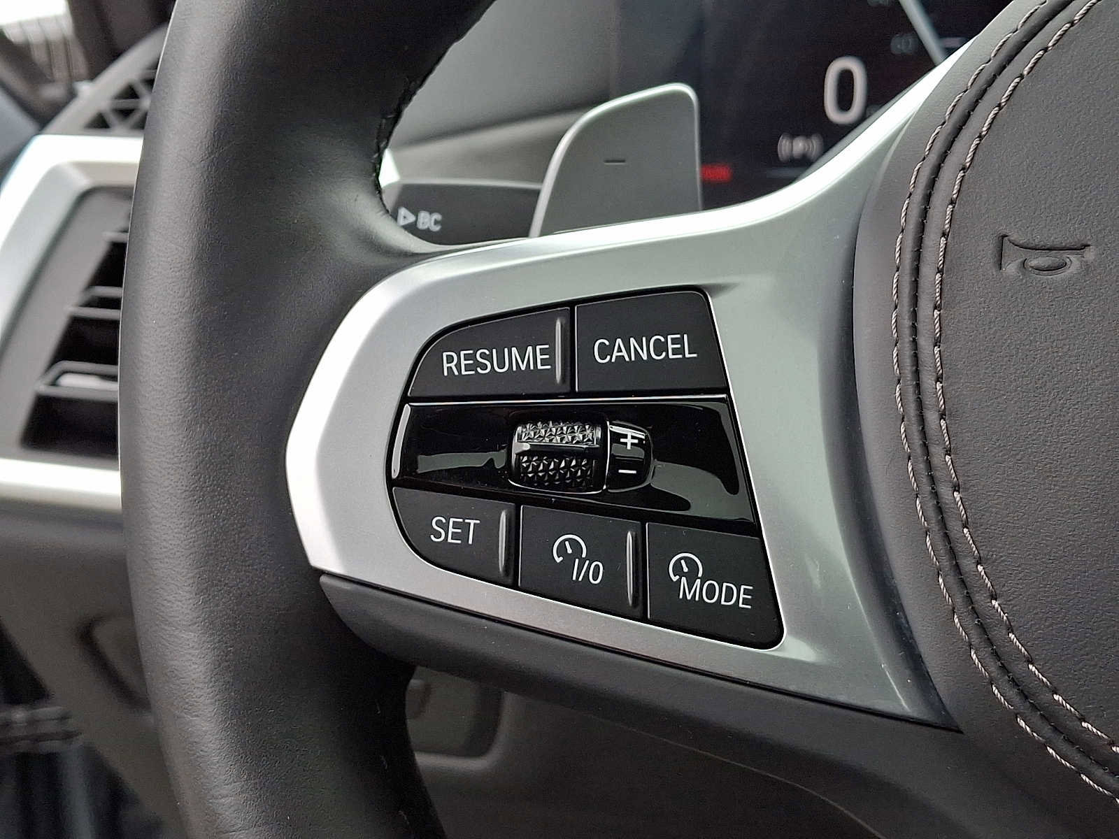 Used 2024 BMW X5 xDrive40i w/ M Sport Package image 22