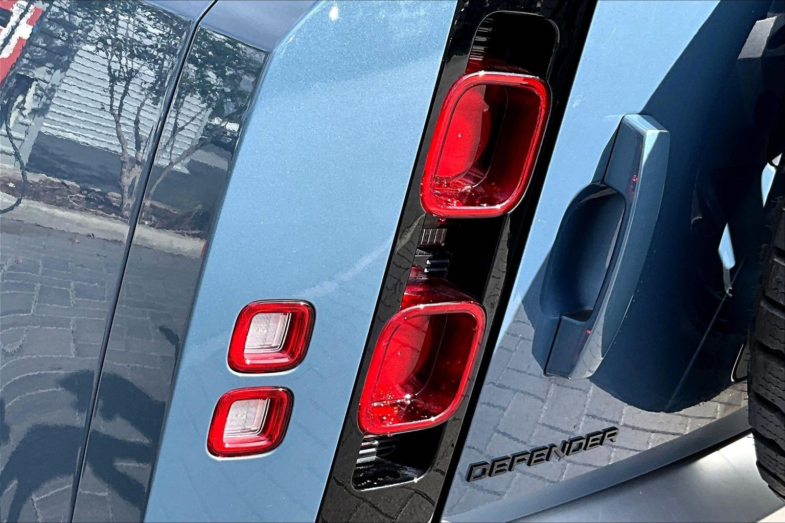 Used 2021 Land Rover Defender 110 S image 29