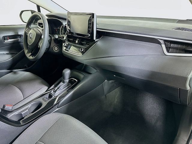 Used 2021 Toyota Corolla LE w/ Carpet Mat Package (TMS) FWD image 28