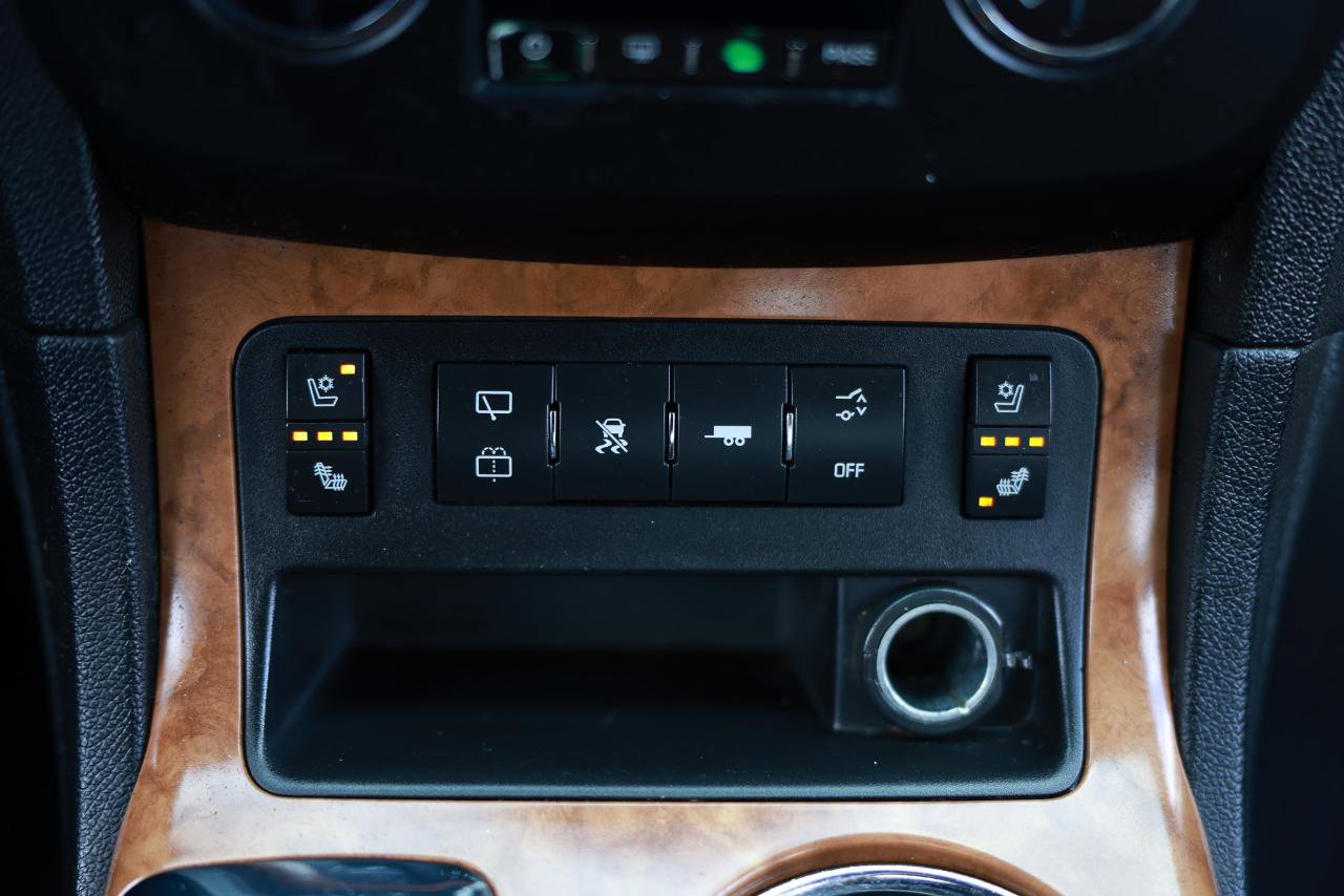 Used 2010 Buick Enclave CXL w/ Trailering Provision Package image 33