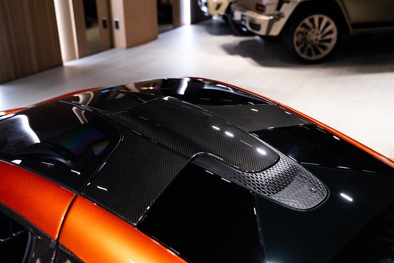 Used 2014 McLaren P1 RWD image 17