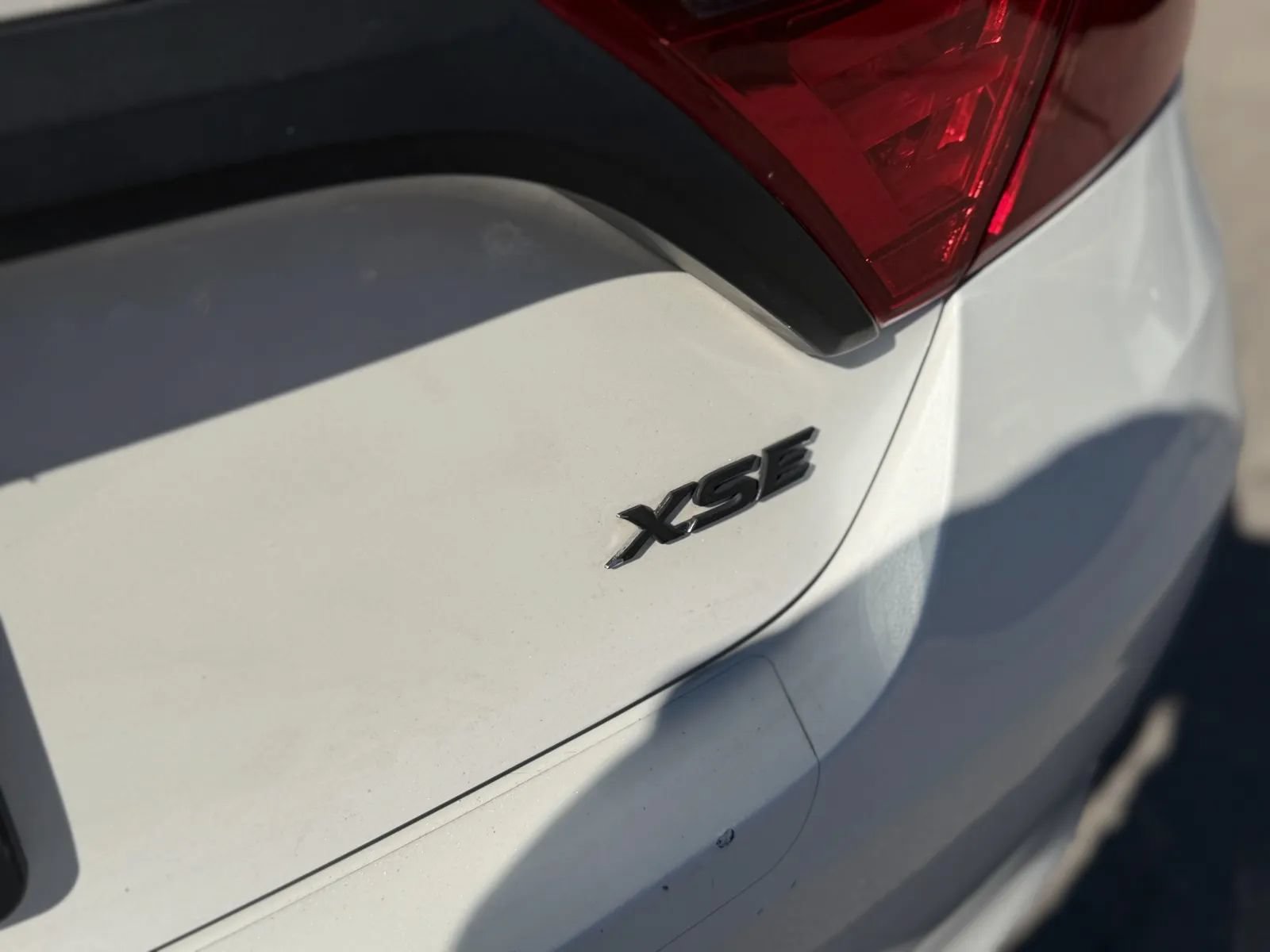 Used 2015 Toyota Camry XSE FWD image 35