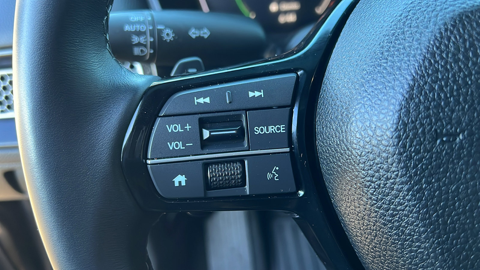 Used 2025 Honda Civic Sport image 24