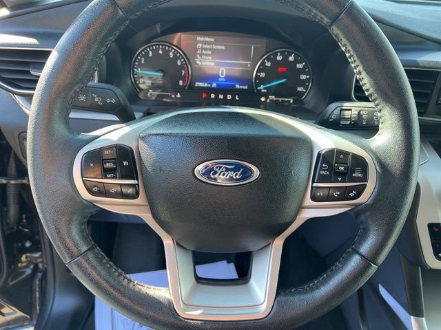 Used 2023 Ford Explorer XLT w/ Equipment Group 202A AWD/4WD image 27