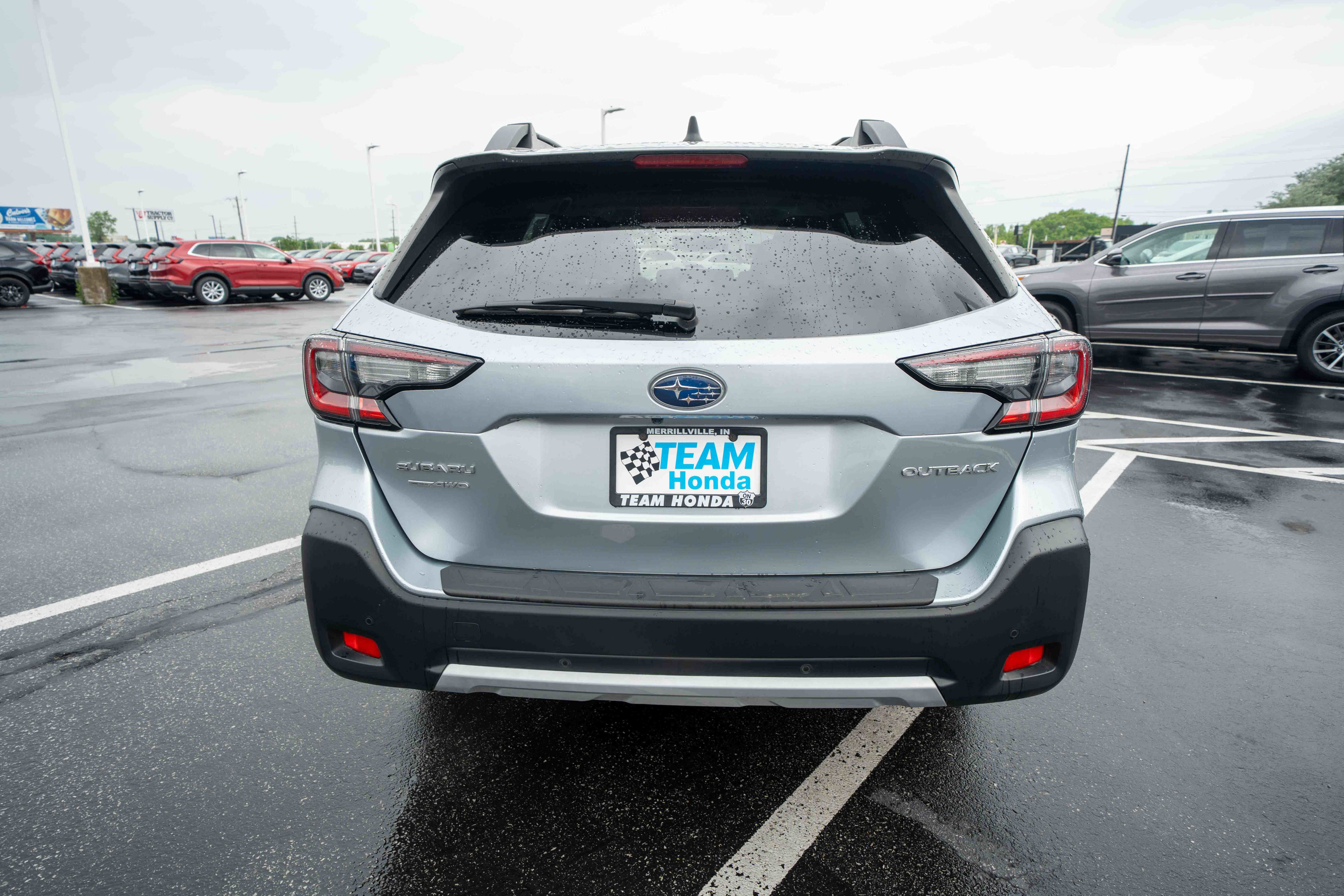 Used 2023 Subaru Outback Limited AWD/4WD image 5