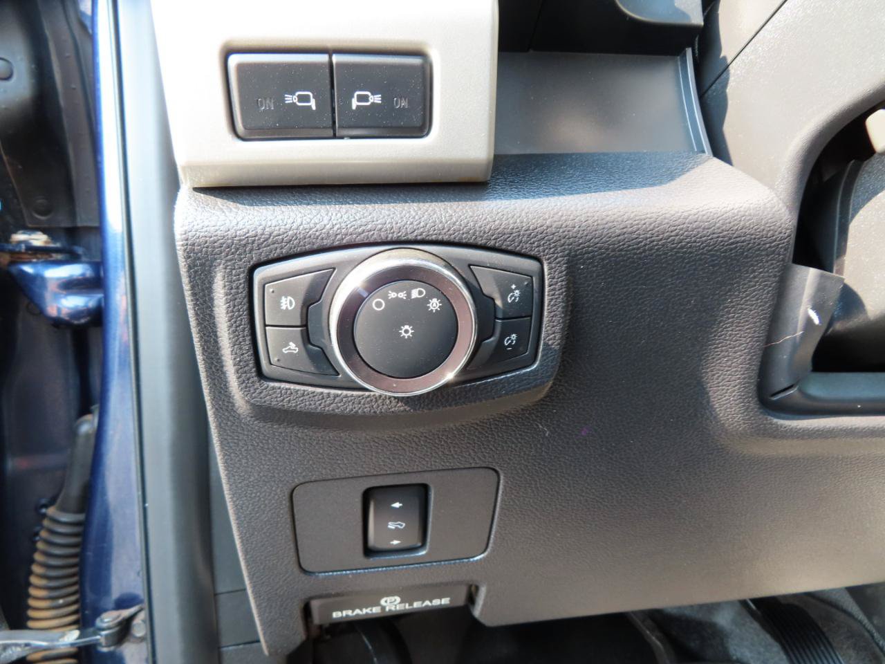 Used 2019 Ford F250 Lariat w/ FX4 Off-Road Package AWD/4WD image 31
