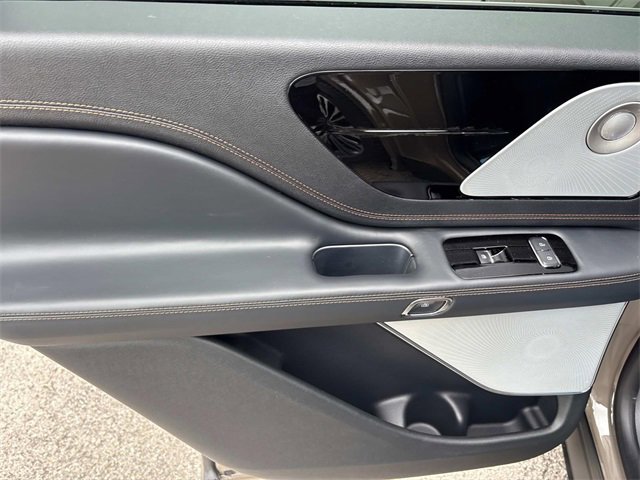 New 2025 Lincoln Aviator Black Label image 21