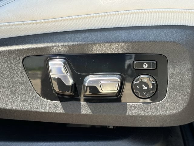 Used 2025 BMW XM AWD/4WD image 28