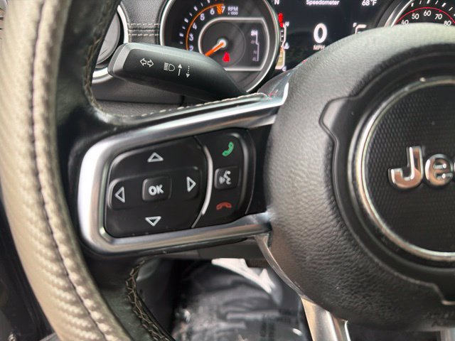 Used 2019 Jeep Wrangler Unlimited Sahara w/ Uconnect 4C Nav & Sound Group AWD/4WD image 28