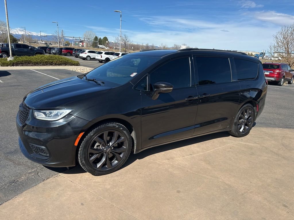 Used 2021 Chrysler Pacifica Touring w/ S Appearance Package image 34