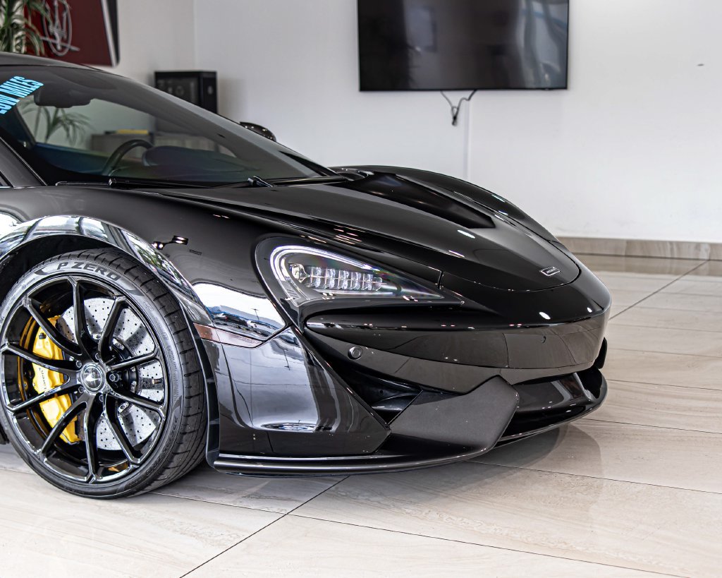 Used 2019 McLaren 570S Coupe RWD image 3