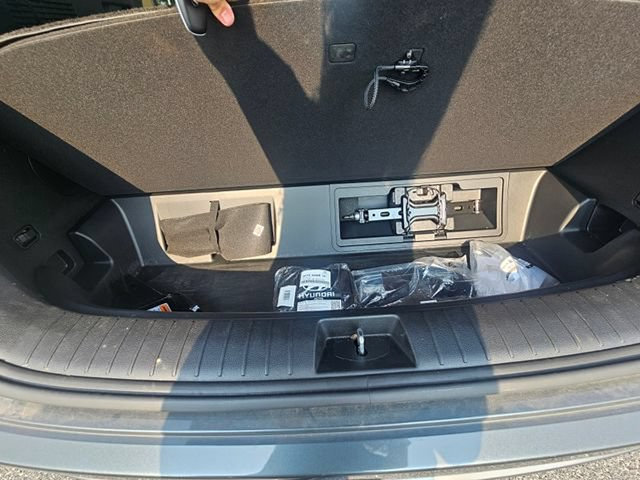 Certified 2025 Hyundai Palisade SEL AWD/4WD image 13