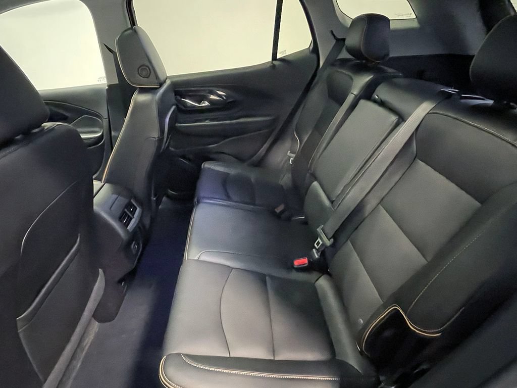 Used 2024 GMC Terrain AT4 AWD/4WD image 14