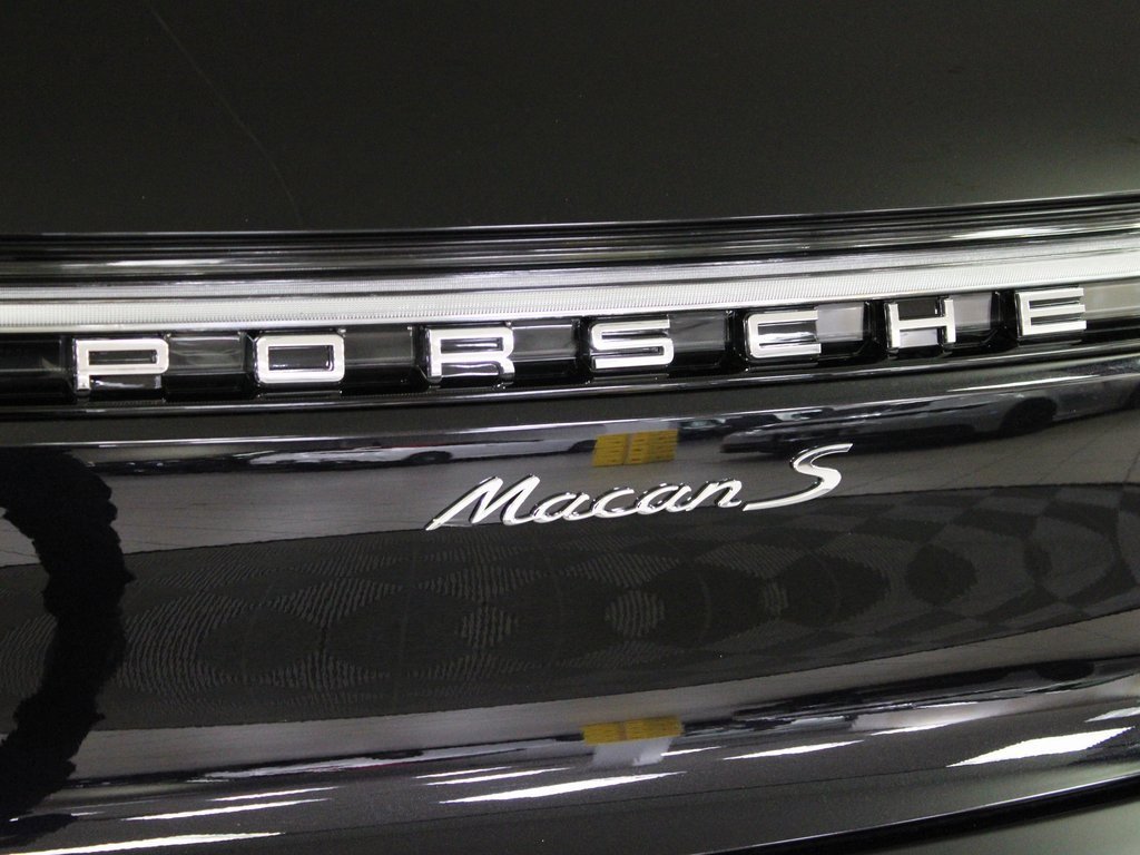 New 2026 Porsche Macan S image 13