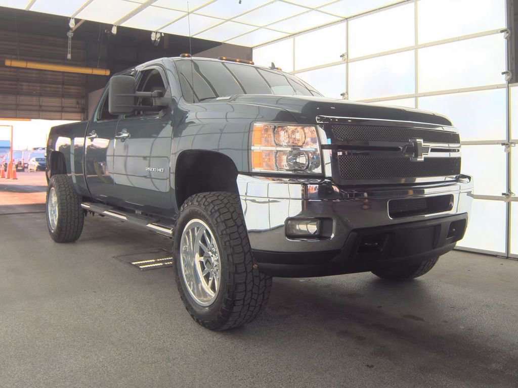 Used 2013 Chevrolet Silverado 2500 LTZ w/ LTZ Plus Package video 1