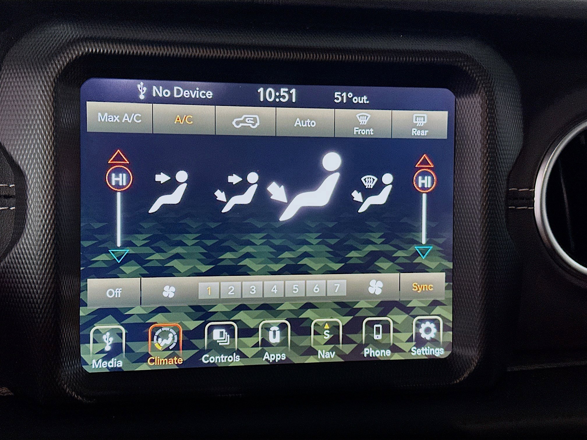 Used 2023 Jeep Wrangler Sahara image 24