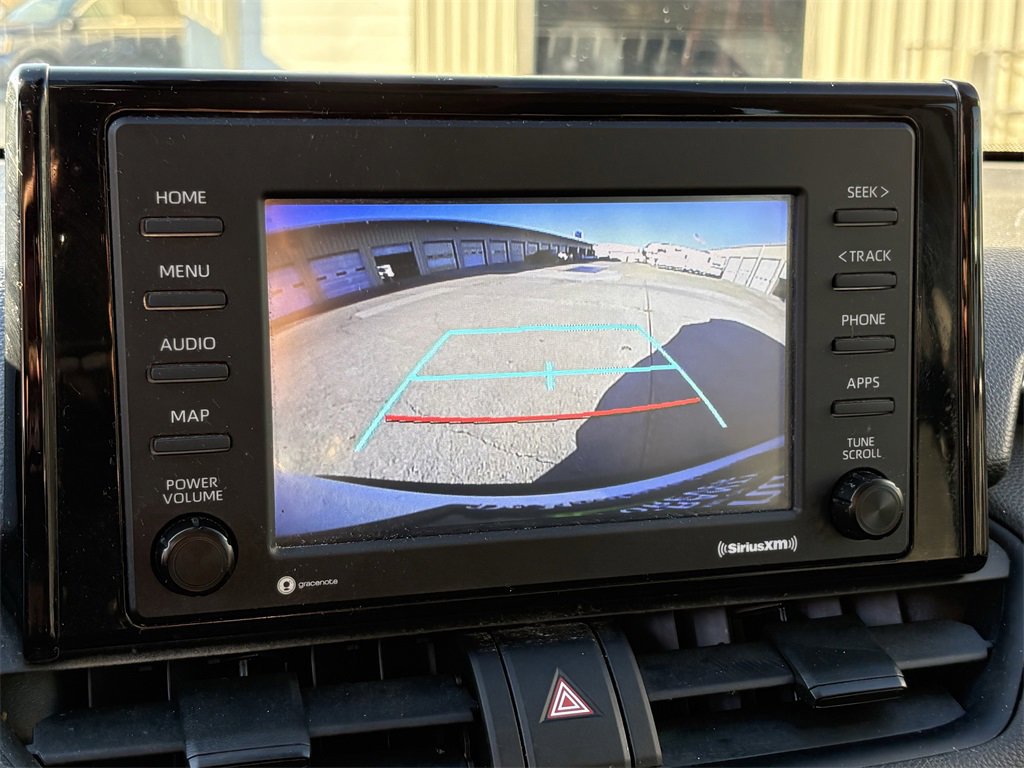 Used 2022 Toyota RAV4 LE image 20