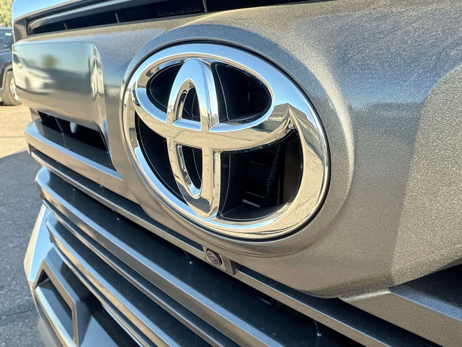 New 2025 Toyota Tundra Limited image 30