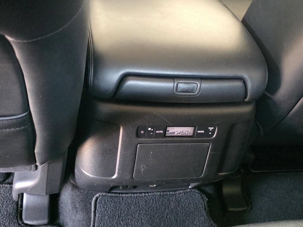 Used 2024 Nissan Armada SL w/ Captain's Chairs Package AWD/4WD image 12