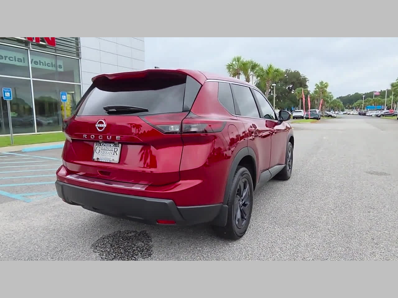 Used 2026 Nissan Rogue SV FWD image 32