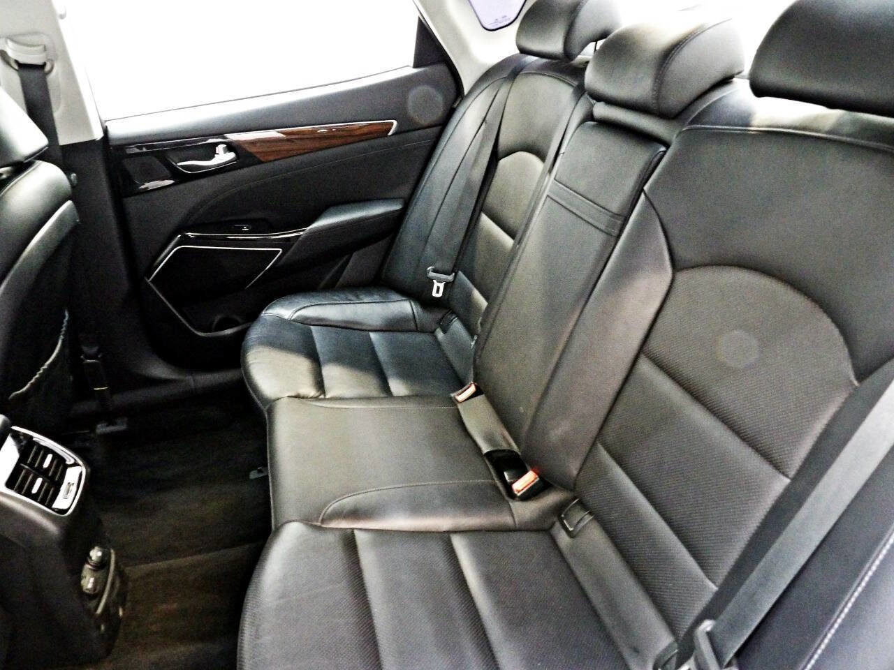 Used 2017 Kia Cadenza Technology FWD image 16