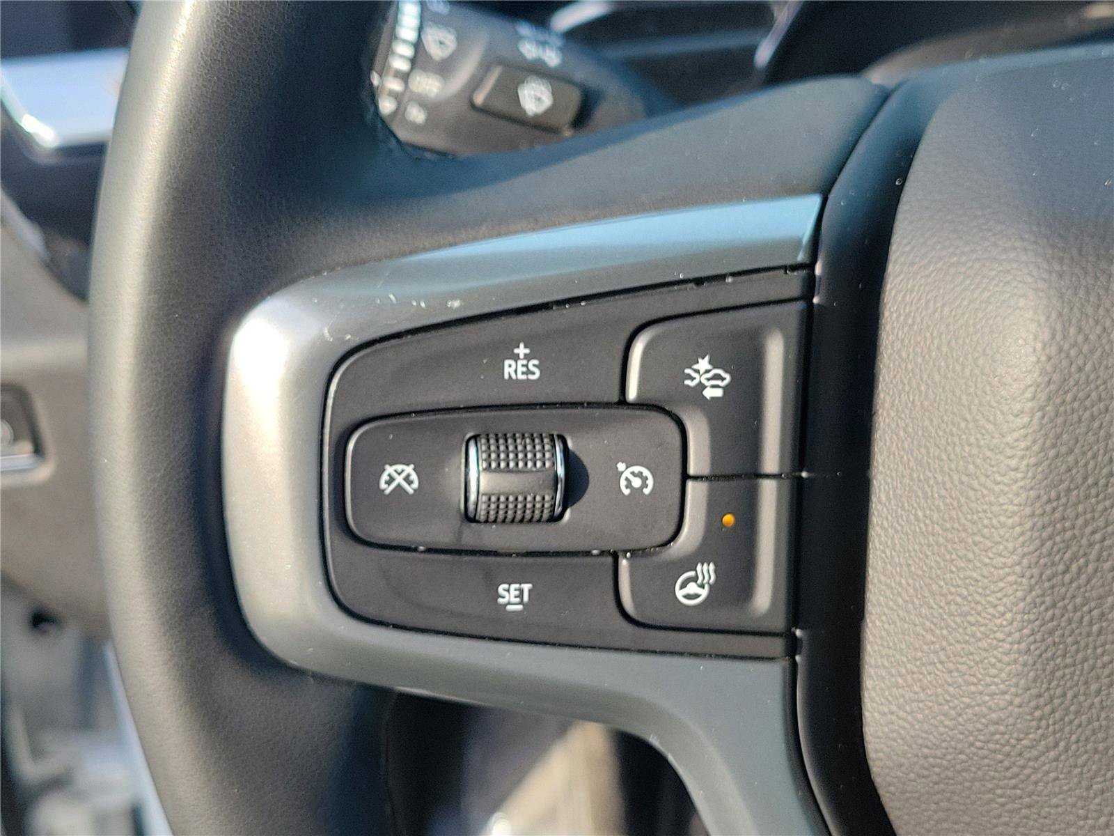 Used 2023 Chevrolet Silverado 1500 LT image 22