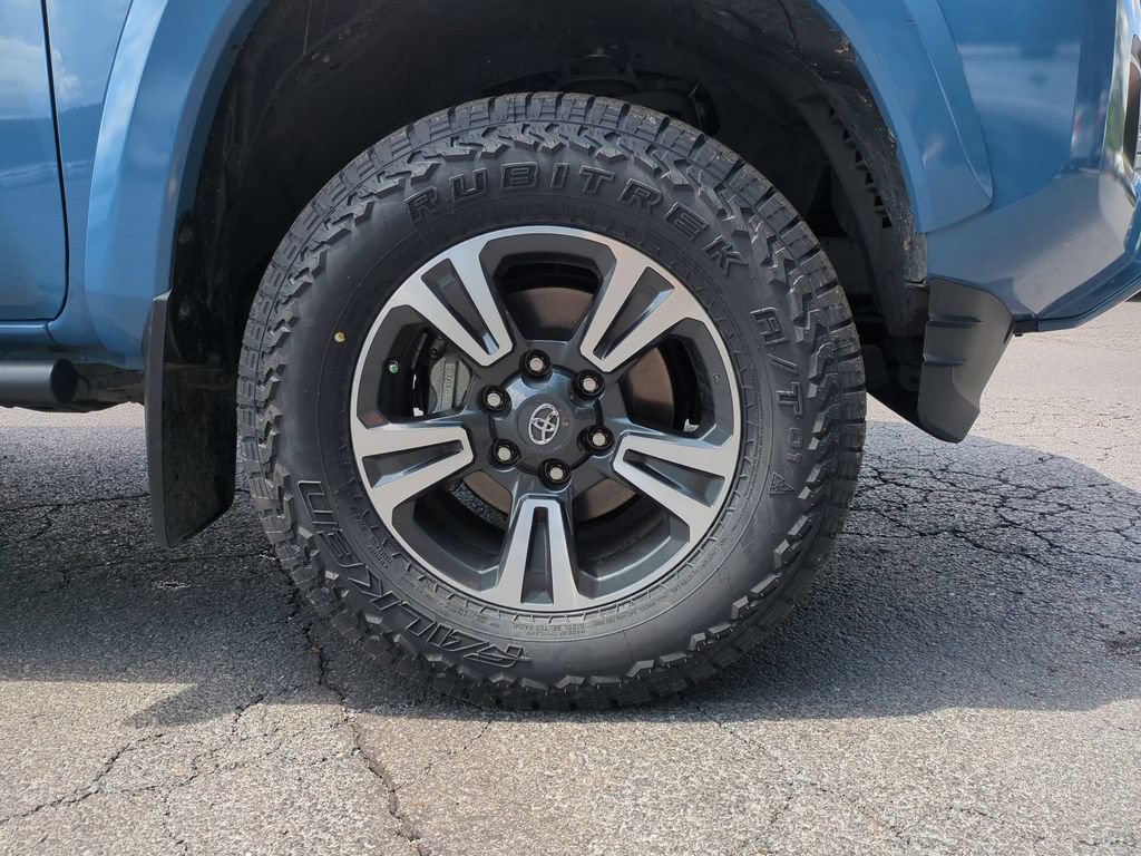 Used 2019 Toyota Tacoma TRD Sport RWD image 13